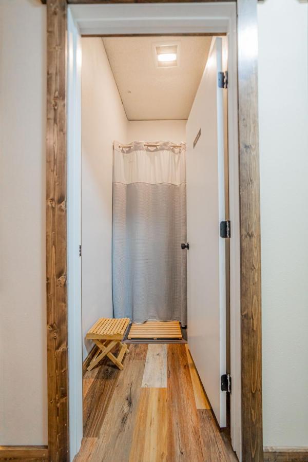 Pintler'S Portal Hostel アナコンダ エクステリア 写真