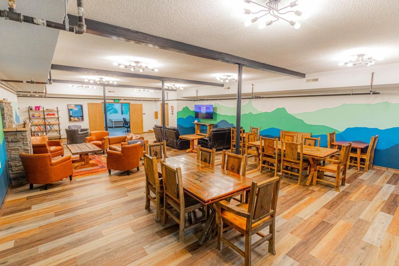 Pintler'S Portal Hostel アナコンダ エクステリア 写真
