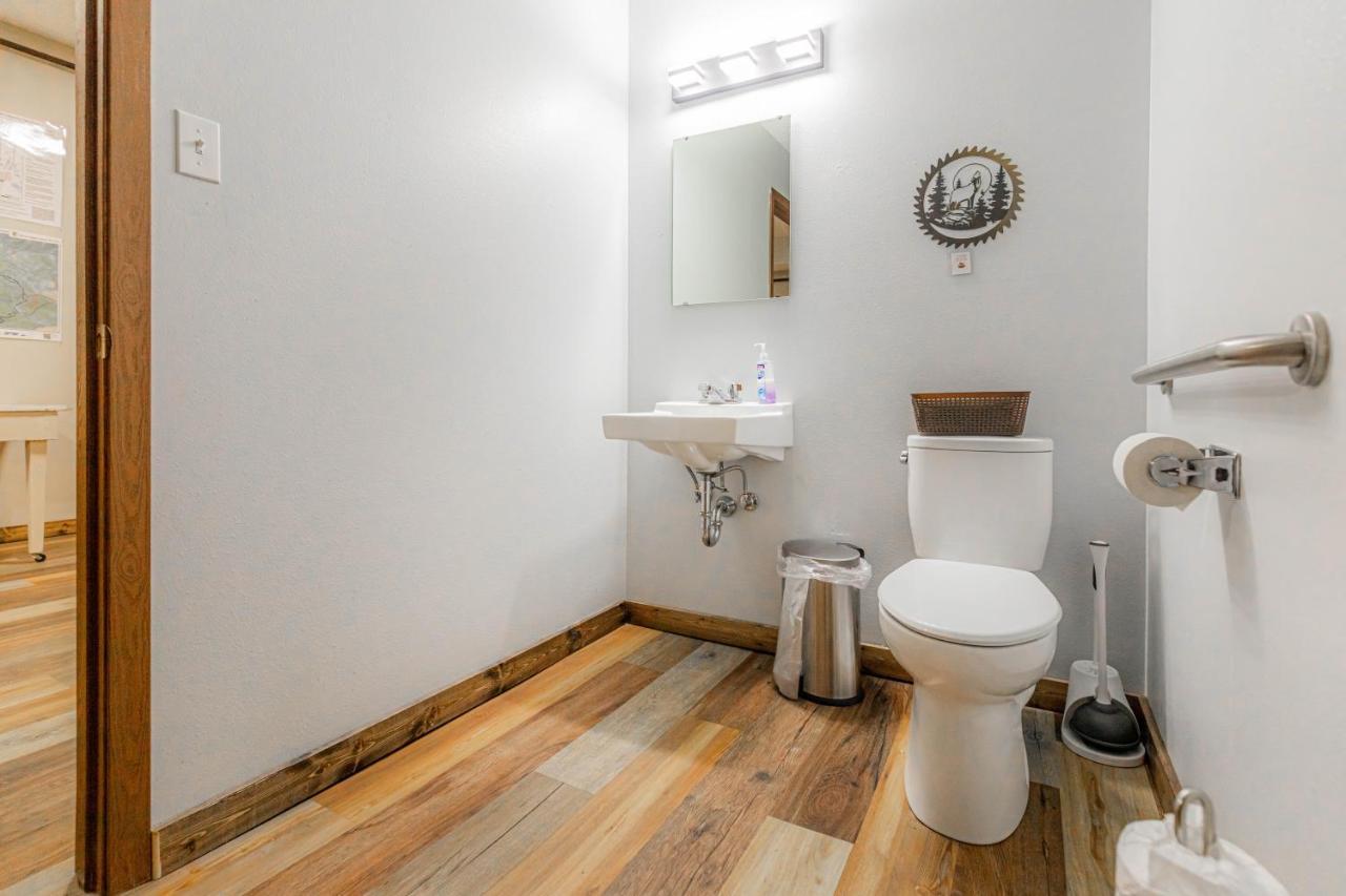 Pintler'S Portal Hostel アナコンダ エクステリア 写真