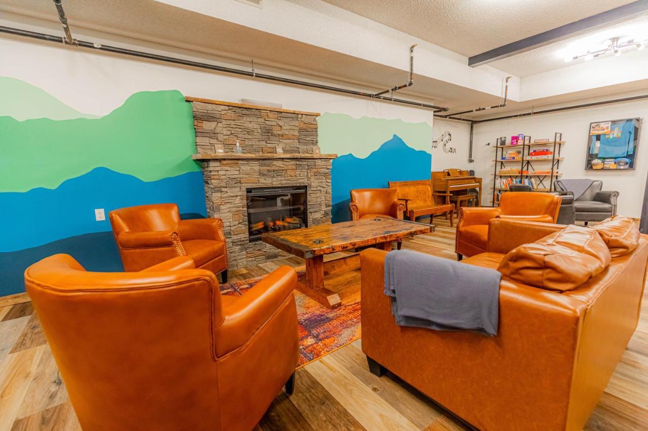 Pintler'S Portal Hostel アナコンダ エクステリア 写真