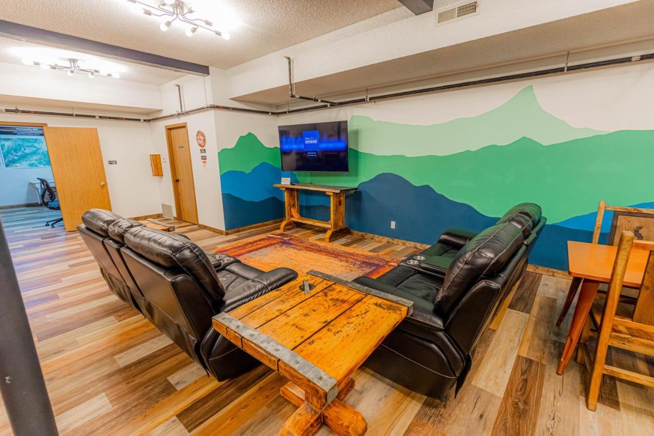 Pintler'S Portal Hostel アナコンダ エクステリア 写真