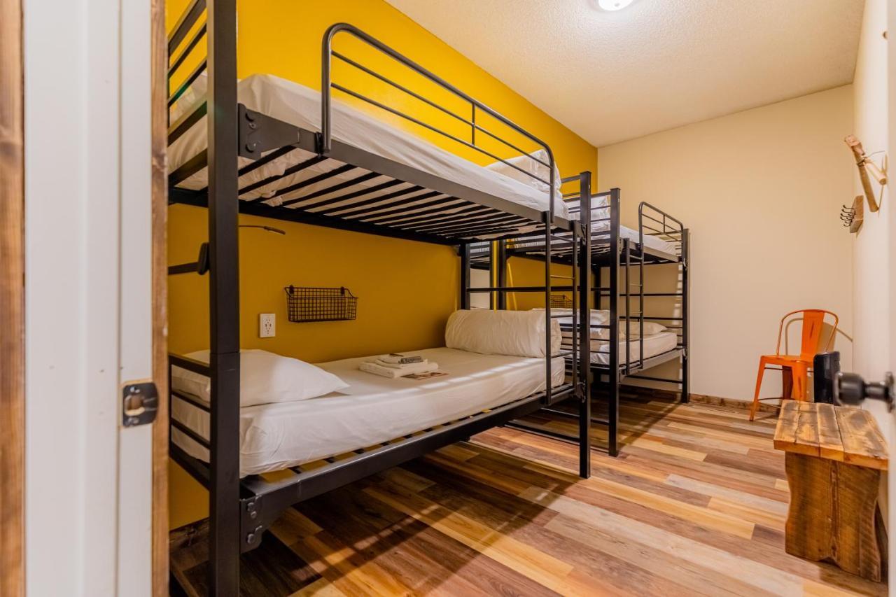 Pintler'S Portal Hostel アナコンダ エクステリア 写真
