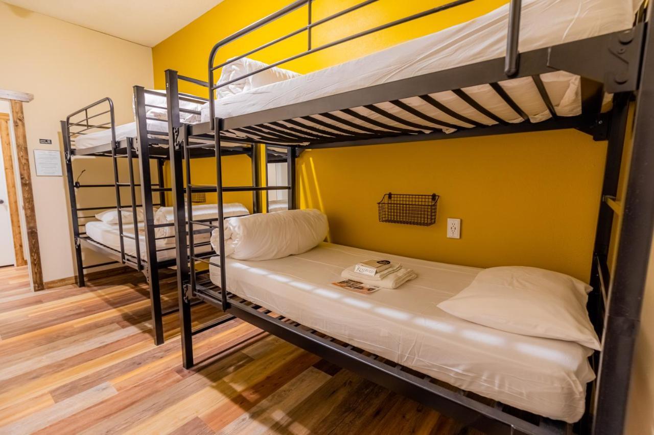 Pintler'S Portal Hostel アナコンダ エクステリア 写真