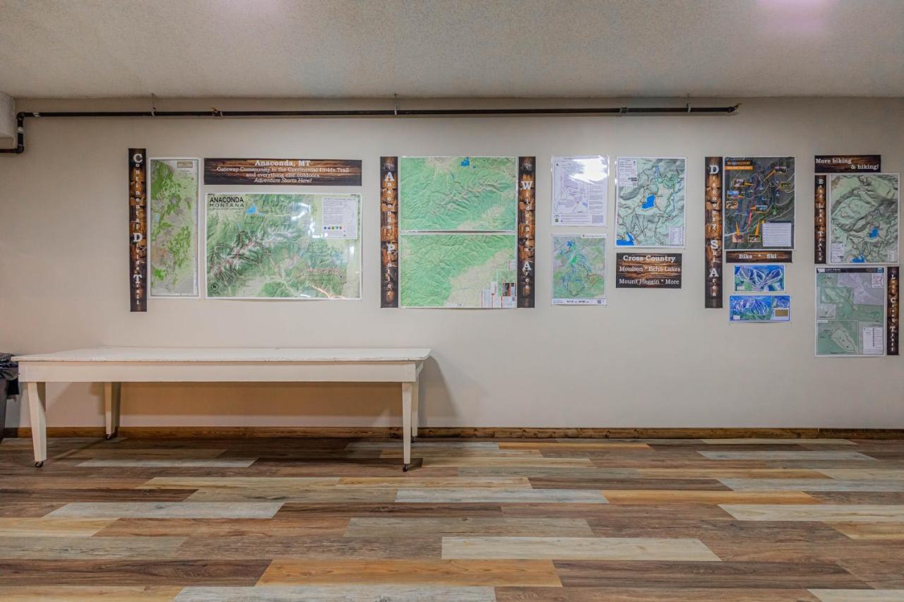 Pintler'S Portal Hostel アナコンダ エクステリア 写真